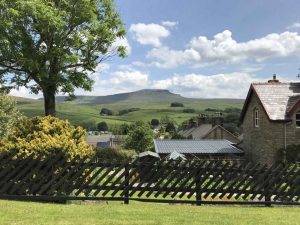 Photograph of a Pen y ghent from Horton Rail station